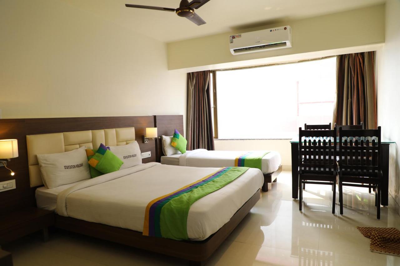 Staycation Holiday Navi Mumbai Ngoại thất bức ảnh